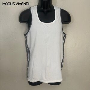 Modus Vivendi Metallic Trim Tank Top Large runs small Gently worn 95% cotton